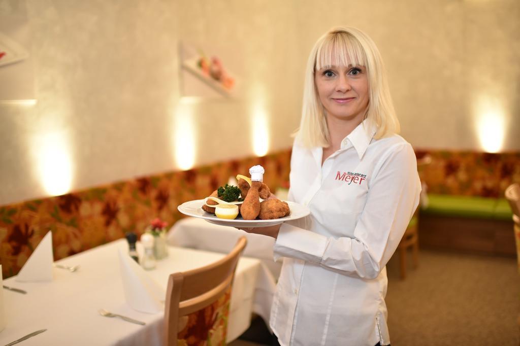 Hotel Restaurant Meyer คาลส์ดอร์ฟ ไบ กราซ ภายนอก รูปภาพ