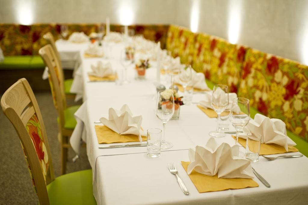 Hotel Restaurant Meyer คาลส์ดอร์ฟ ไบ กราซ ภายนอก รูปภาพ